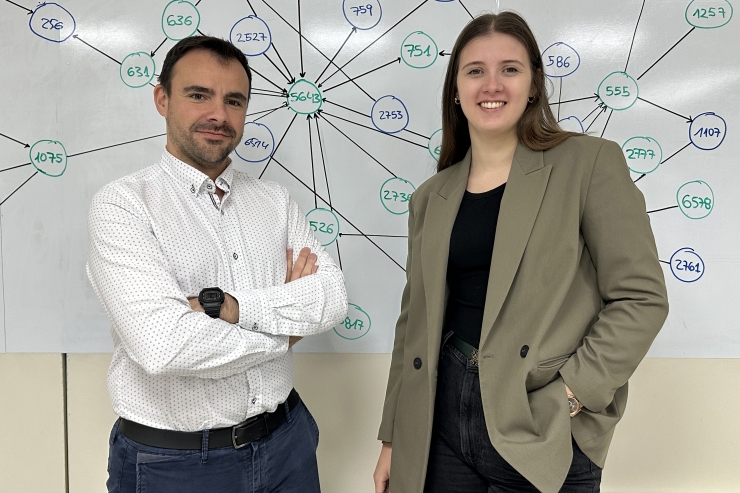 Santiago De Larrea, director d’Innovació i Transformació Digital de Creand Crèdit Andorrà, i Anna Maria Rodriguez, tècnica d’Innovació de Creand Crèdit Andorrà.